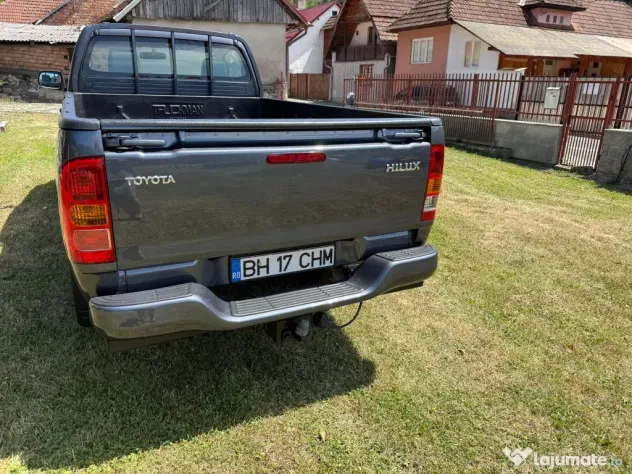 TOYOTA HILUX 4X4 diesel-cabina simpla