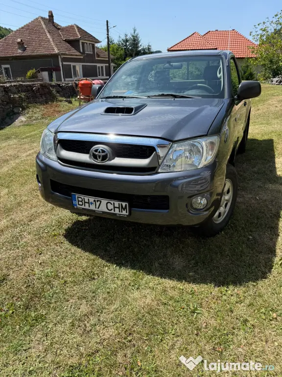 TOYOTA HILUX 4X4 diesel-cabina simpla