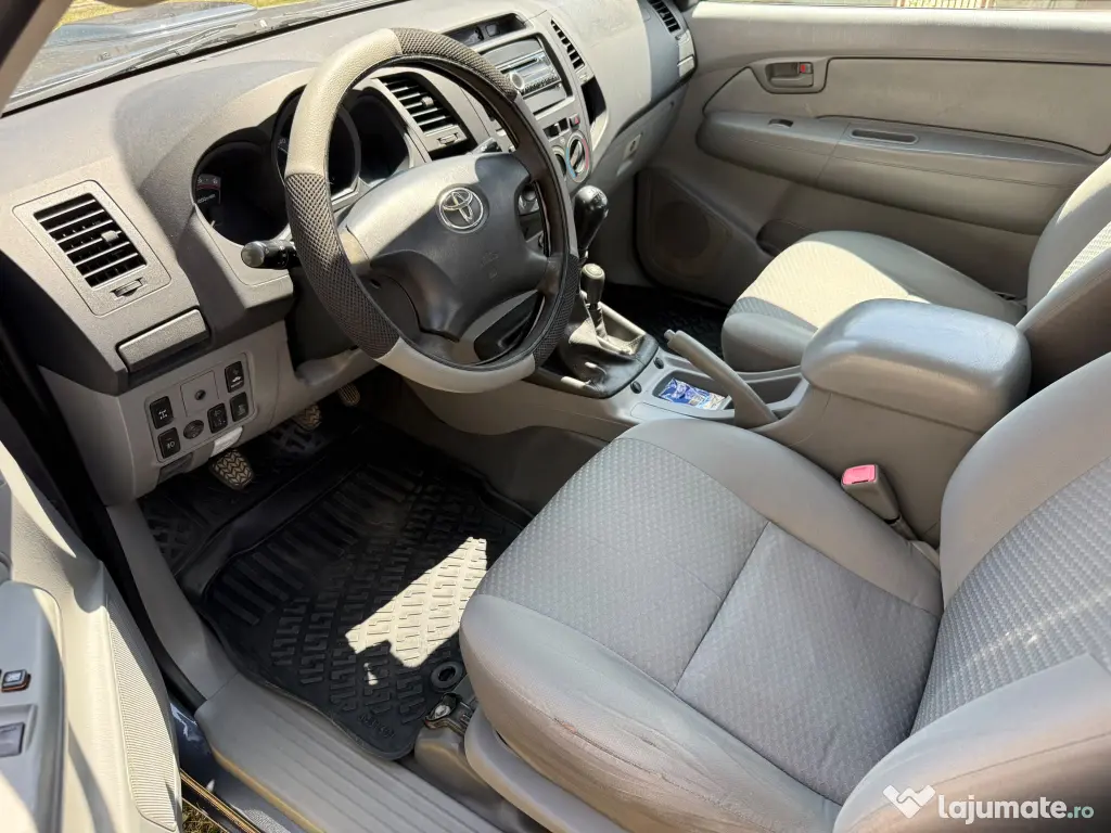 TOYOTA HILUX 4X4 diesel-cabina simpla
