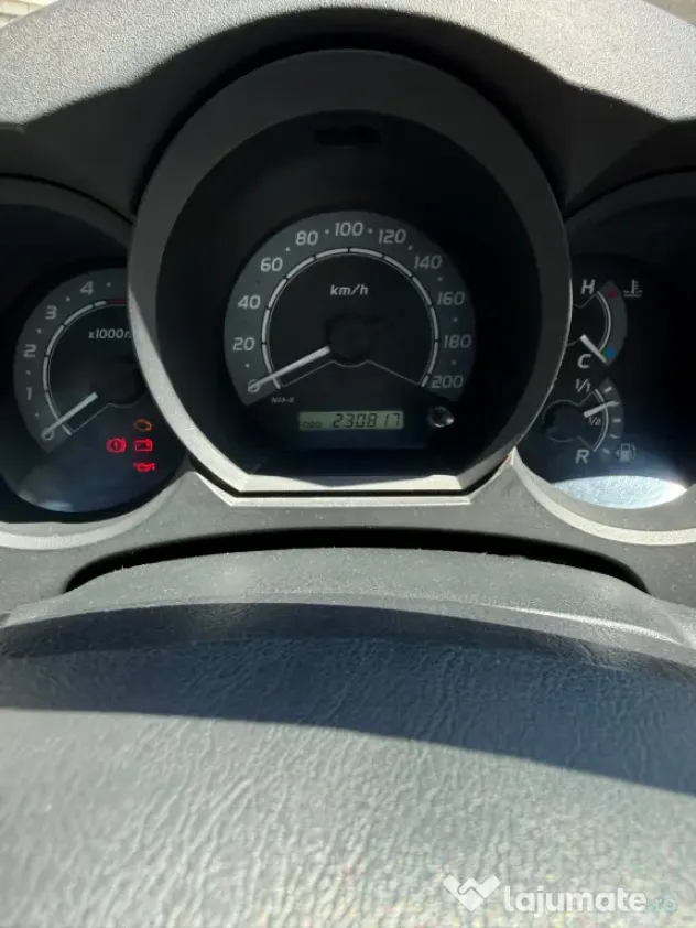 TOYOTA HILUX 4X4 diesel-cabina simpla