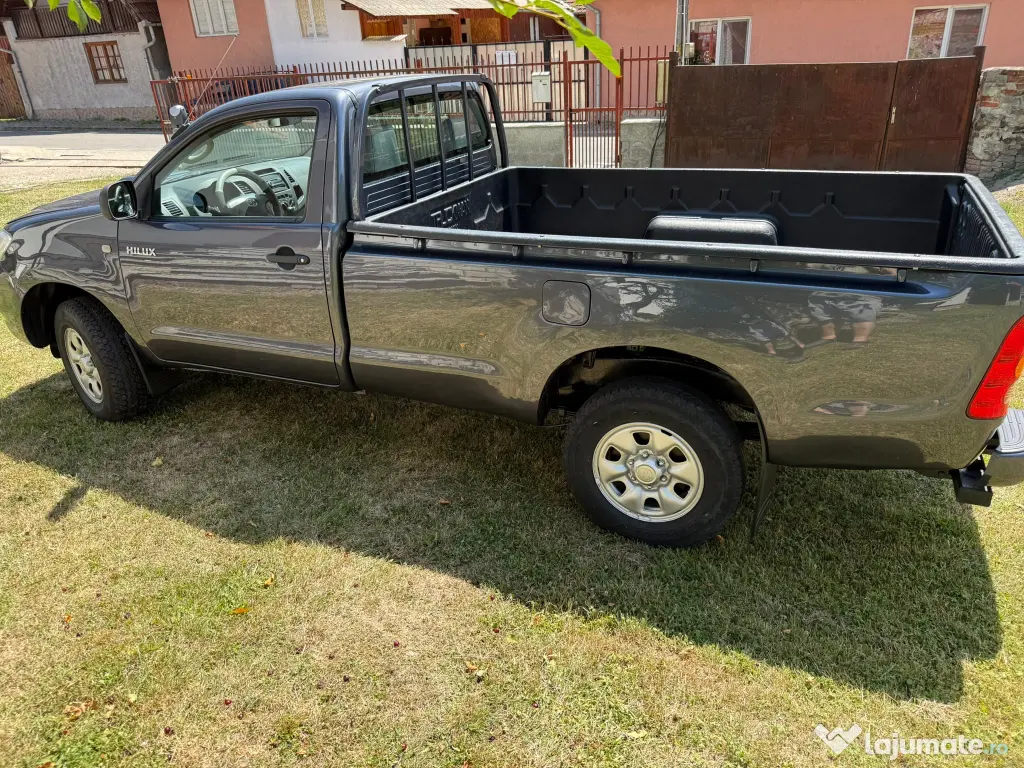TOYOTA HILUX 4X4 diesel-cabina simpla
