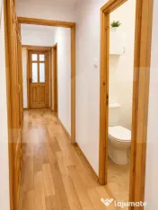 Apartament decomandat cu 3 camere, etaj 1/4, în cartierul L 
