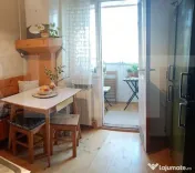 Apartament decomandat cu 3 camere, etaj 1/4, în cartierul L 