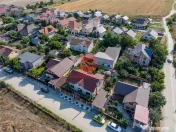 Casa Extraordinara #238;n Lazu. Spatiu, Calitate #537;i Conf 