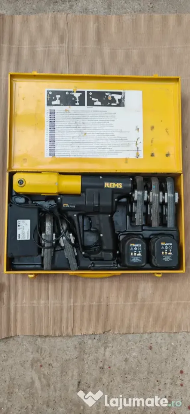 Vând presă Rems pentru presare fitinguri instalati
