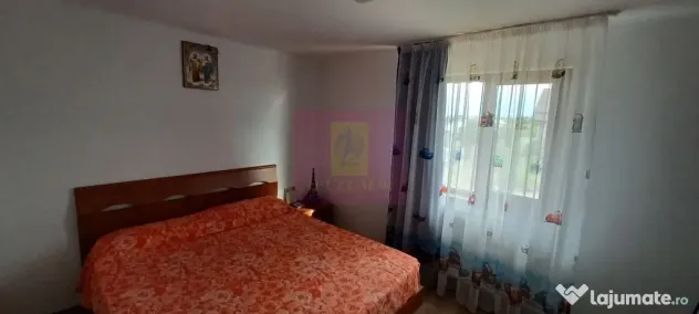 Casa 2022, P+M, 4 camere, 2 băi, curte 500 mp, Săbăreni