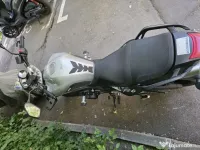Motocicleta yamaha fz6 