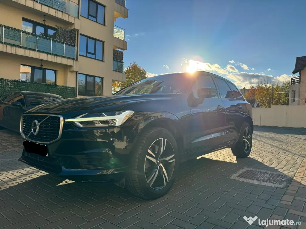 Volvo XC60 T5 R-Design 05/2020