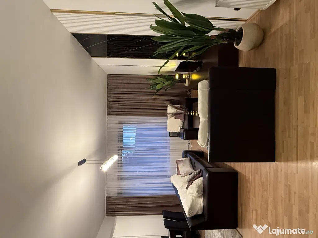 Închiriez apartament cu 3 camere, complet renovat, 120 mp -Complex Butterfly 1