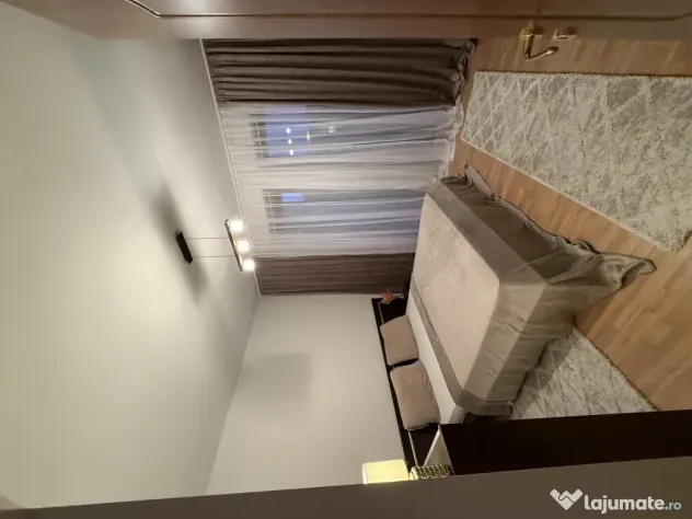 Închiriez apartament cu 3 camere, complet renovat, 120 mp -Complex Butterfly 1