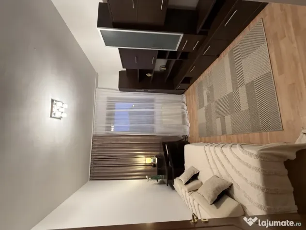 Închiriez apartament cu 3 camere, complet renovat, 120 mp -Complex Butterfly 1
