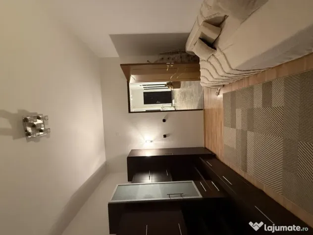 Închiriez apartament cu 3 camere, complet renovat, 120 mp -Complex Butterfly 1