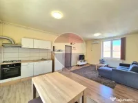 Apartament cu 3 camere, la prima închiriere, în zona ce... 