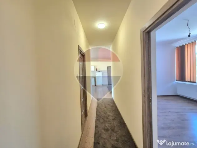 Apartament cu 3 camere, la prima închiriere, în zona ce...