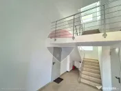 Apartament cu 3 camere, la prima închiriere, în zona ce...