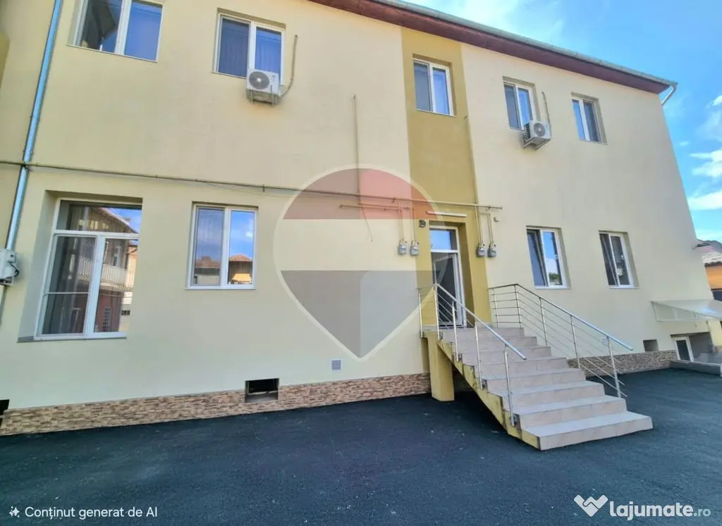 Apartament cu 3 camere, la prima închiriere, în zona ce...