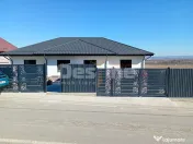 Casă Duplex TOMEȘTI | 8 camere, 280 mp utili, 2000 mp t... 