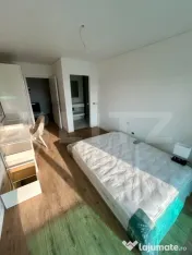Apartament 3 camere, lux, parcare, zona Zorilor