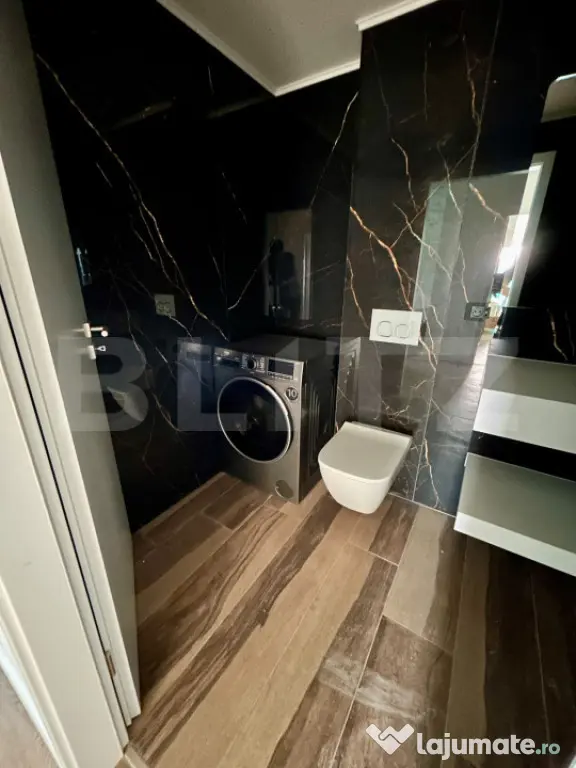 Apartament 3 camere, lux, parcare, zona Zorilor