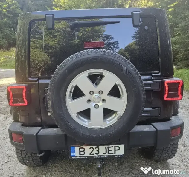 Vand Jeep wrangler jk sahara 2.8 diesel, 4usi An 2012