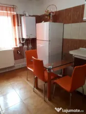 Etaj 1, apartament 3 camere 82mp, zona Buzaului B-uri. 