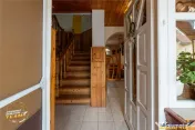 Proprietate premiata Casa Anului, cu placheta oficiala, Cova