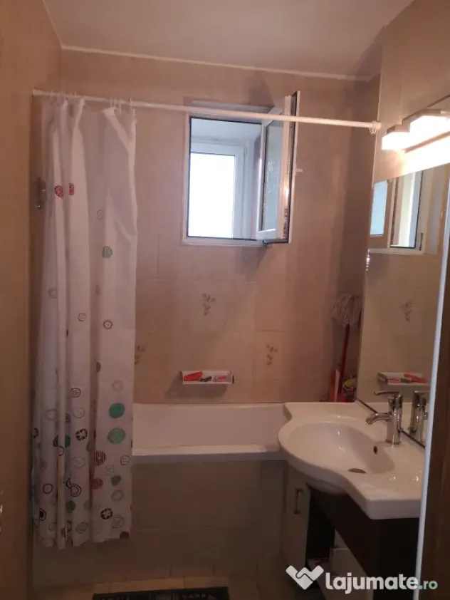 Inchiriez apartamenr 2 camere Siderurgistilor