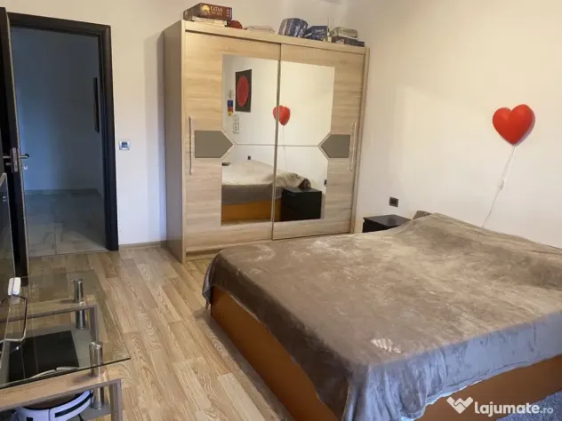 Apartament de 2 camere zona TRACTORUL,comolex Isaran, - Brasov (Brasov)