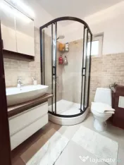 Apartament de 4 camere deco , 92 mp utili , terasa de 107 mp