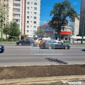 Apartament 3 camere semidecomandat ,etaj 1 - zona Vlahuta. 