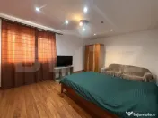Proprietate S+P+E, 350 mp teren, spații comerciale și pote 