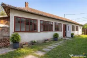 FILM! De casa traditionala, cu dependinte si facilitati, in