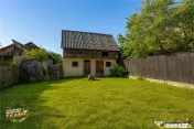 FILM! De casa traditionala, cu dependinte si facilitati, in 