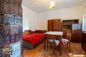 FILM! De casa traditionala, cu dependinte si facilitati, in
