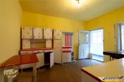 FILM! De casa traditionala, cu dependinte si facilitati, in