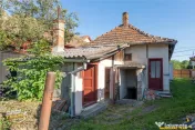 FILM! De casa traditionala, cu dependinte si facilitati, in