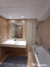 Vitan barzesti rin grand etaj 8 