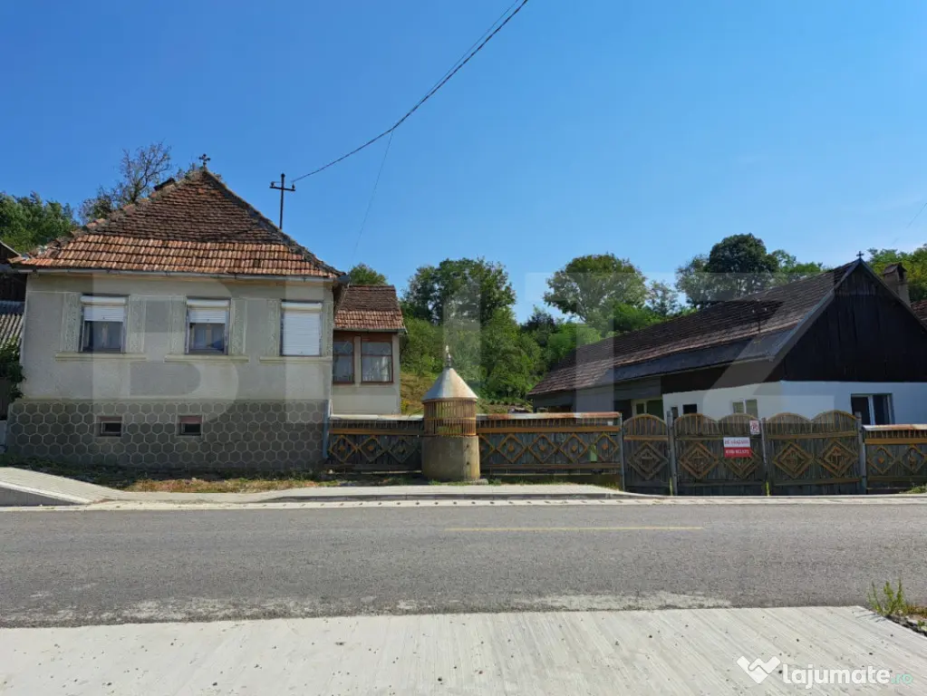 Casă cu teren generos de vanzare in Magurele, județul Bist - Magurele (Bistrita-Nasaud)