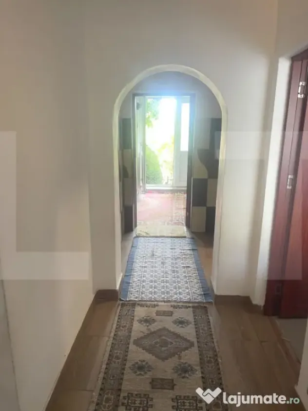 CASĂ CU ETAJ ÎN DOROHOI - Dorohoi (Botosani)
