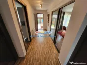Casa, Str. Rachitei , 4 dormitoare si 1 living, 700 euro 