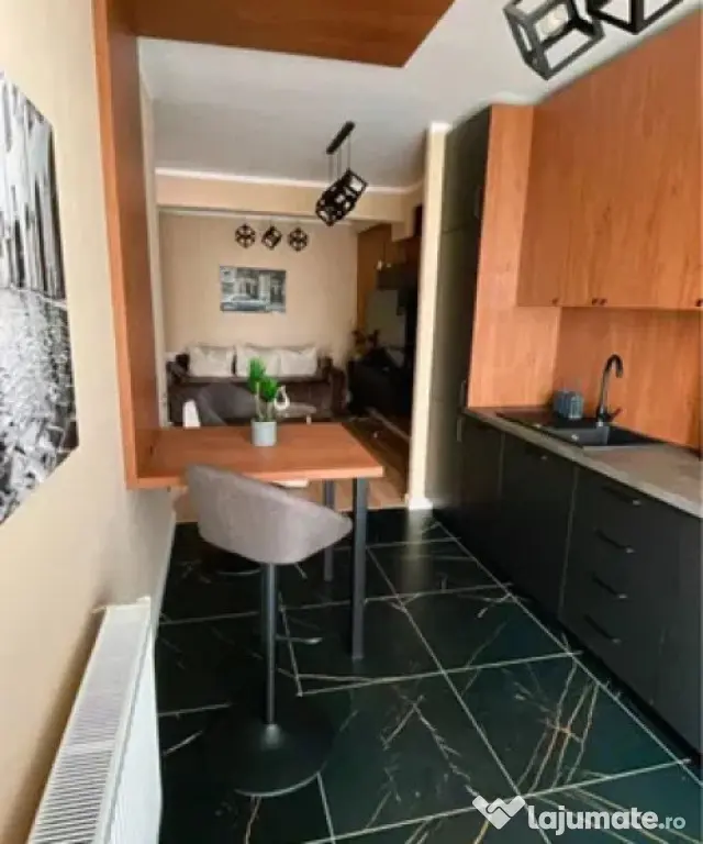 Vand apartament 2 camere 48mp+balcon 8mp zona Terra - Floresti (Cluj)