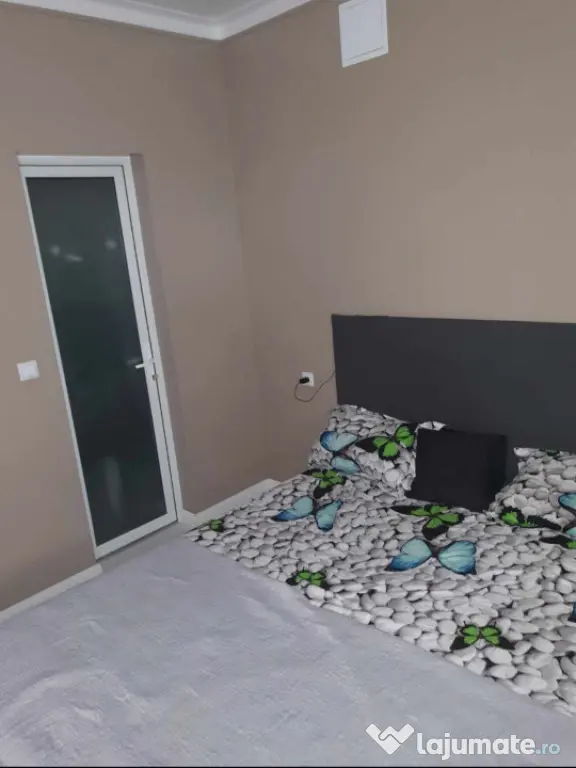 Vand apartament 3camere 55mp+5 mp balcon - Floresti (Cluj)