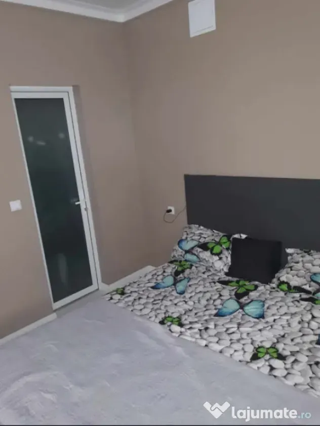 Vand apartament 3camere 55mp+5 mp balcon - Floresti (Cluj)