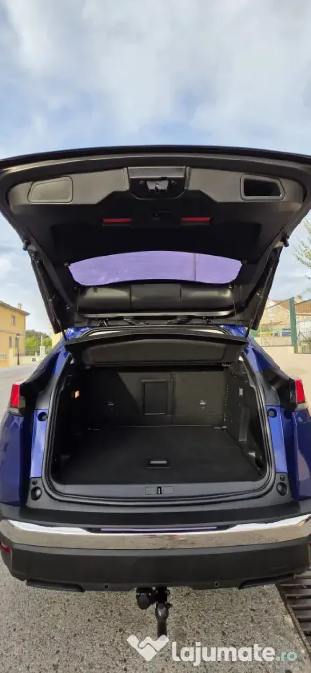 Peugeot 3008 Allure Exclusive 1,5 bluehdi 130 cp