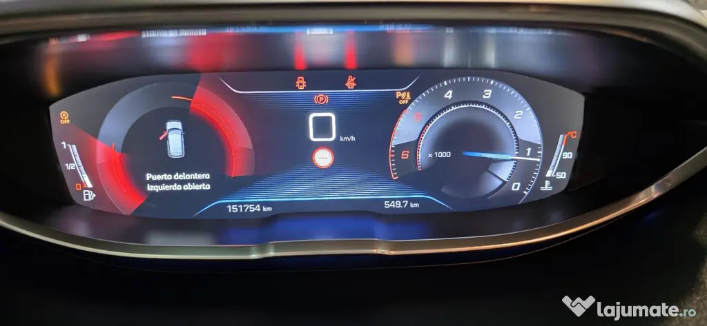 Peugeot 3008 Allure Exclusive 1,5 bluehdi 130 cp