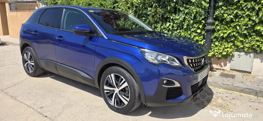 Peugeot 3008 Allure Exclusive 1,5 bluehdi 130 cp