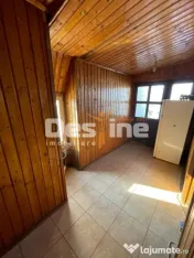 ???? Casă la curte P+M – Sector 5 cu beci si garaj 