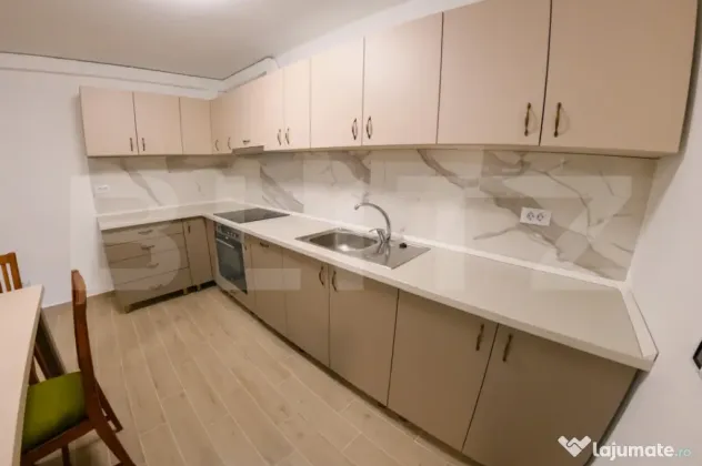 Apartament de 3 camere, 70 mp, Ultracentral - Oradea (Bihor)