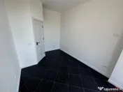 Sp comercial renovat, ULTRACENTRAL , 11 mp, Electrica - Inde
