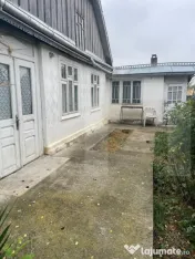 Casă bătrânească și teren de 2.209 mp în Braești,Jud 